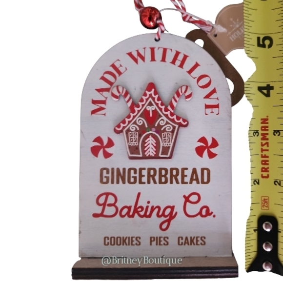 Gingerbread Baking Co. Holiday Decor - Picture 4 of 4